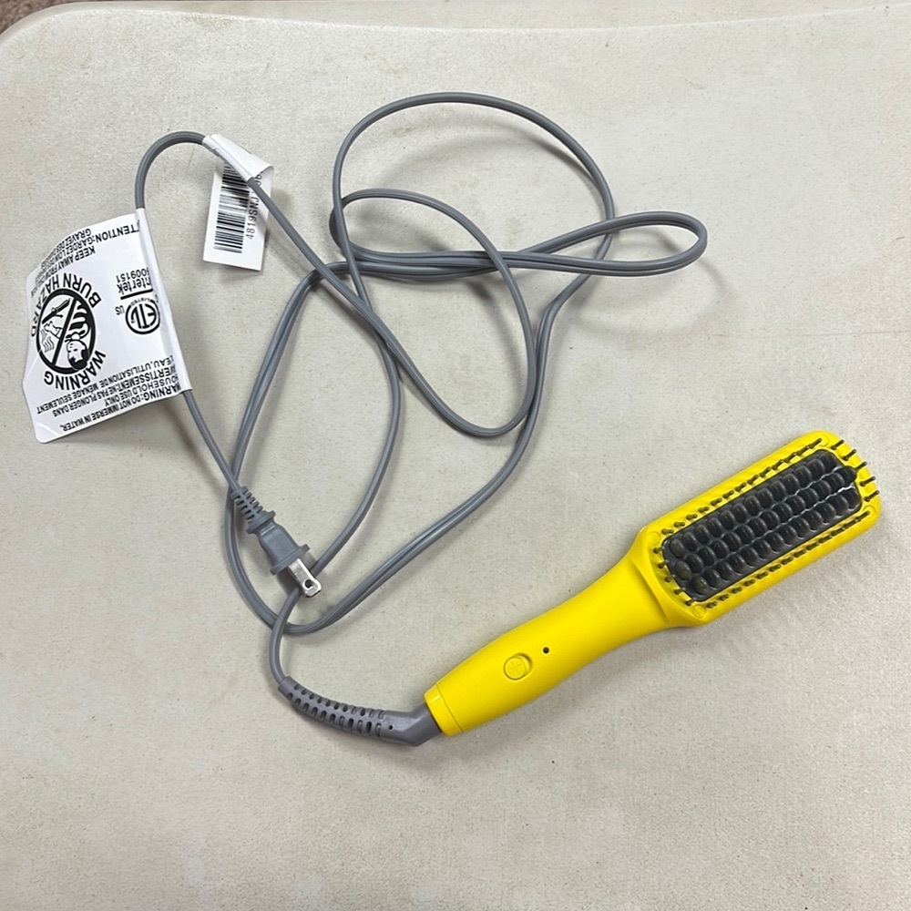 Drybar Brush Crush Mini Heated Straightening Brush